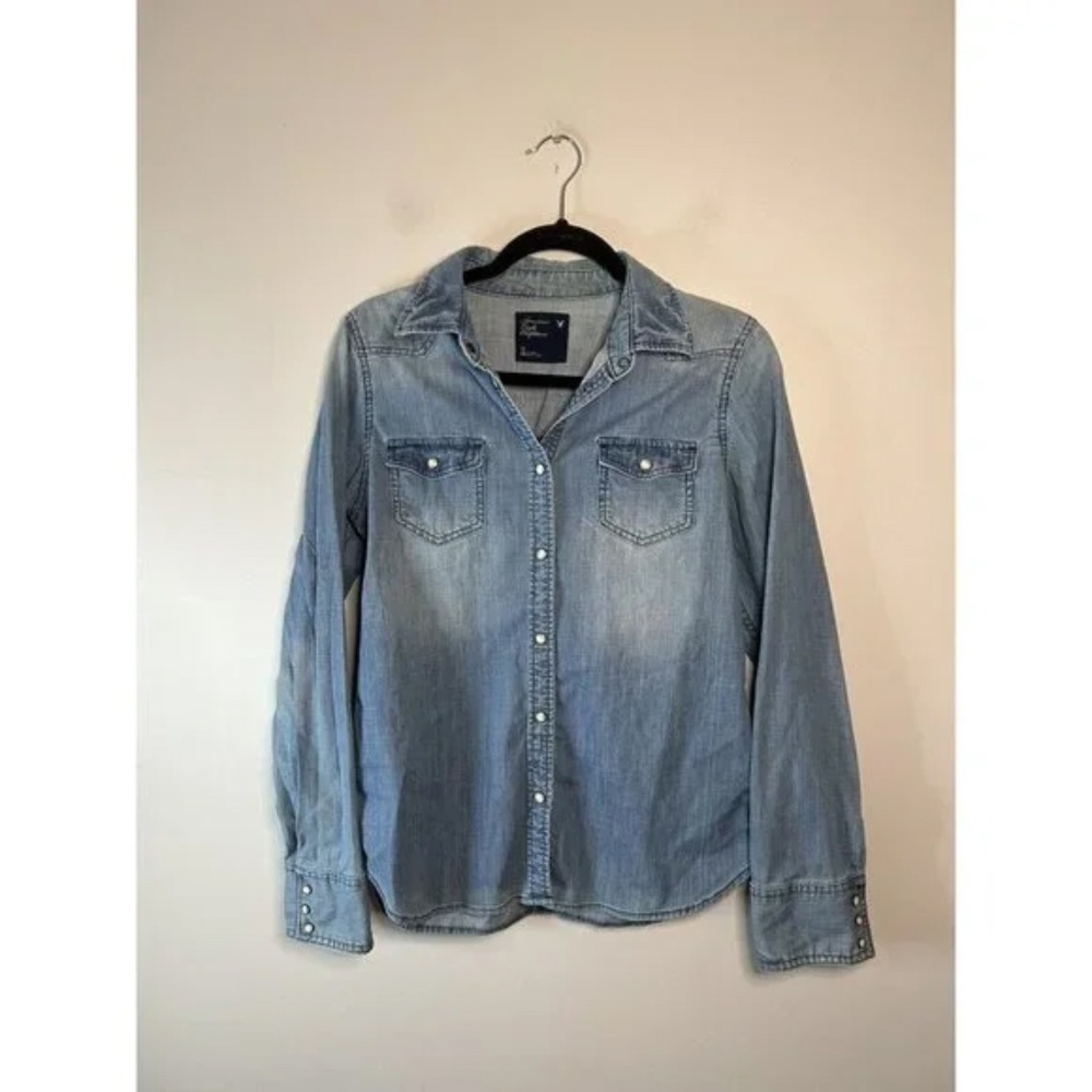 American Eagle Shirt Vintage Look Pearl Snap Blue Denim Western Size 10 or 12
